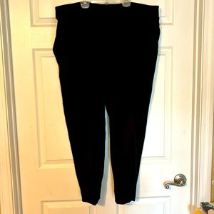 Black Cato Leggings Size 26/28W